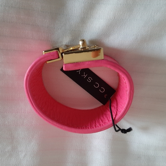 KENZIE LOCK BRACELET NEON PINK CC SKYE NWT - Picture 6 of 9